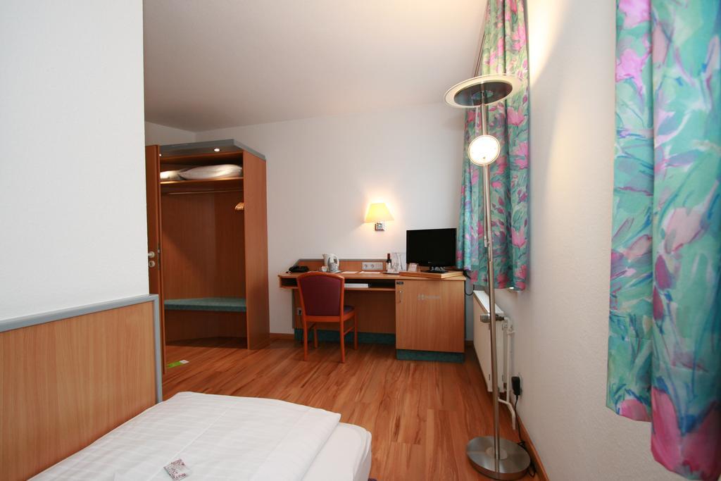 Hotel Ambiente Lich ภายนอก รูปภาพ