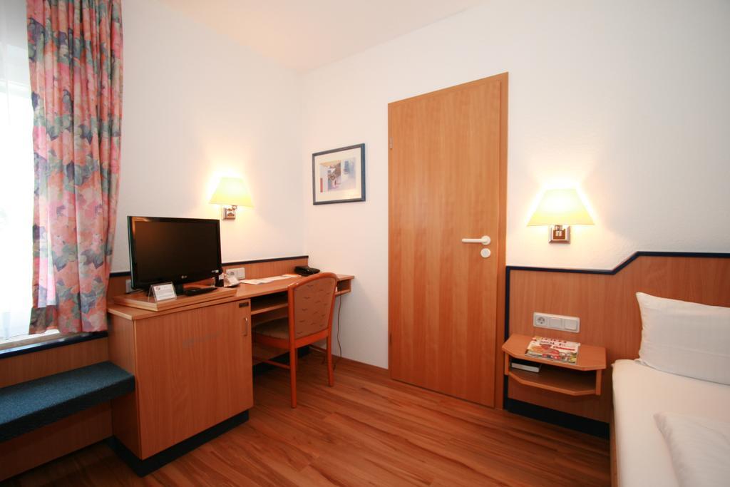 Hotel Ambiente Lich ภายนอก รูปภาพ
