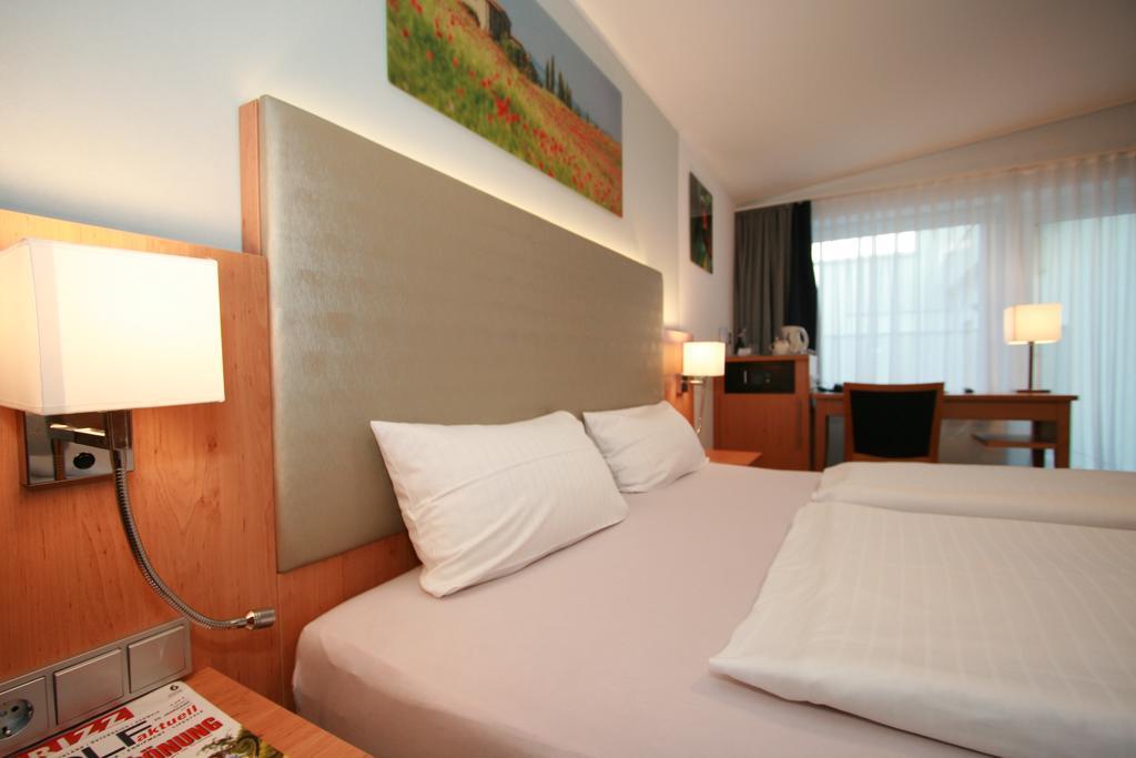 Hotel Ambiente Lich ภายนอก รูปภาพ
