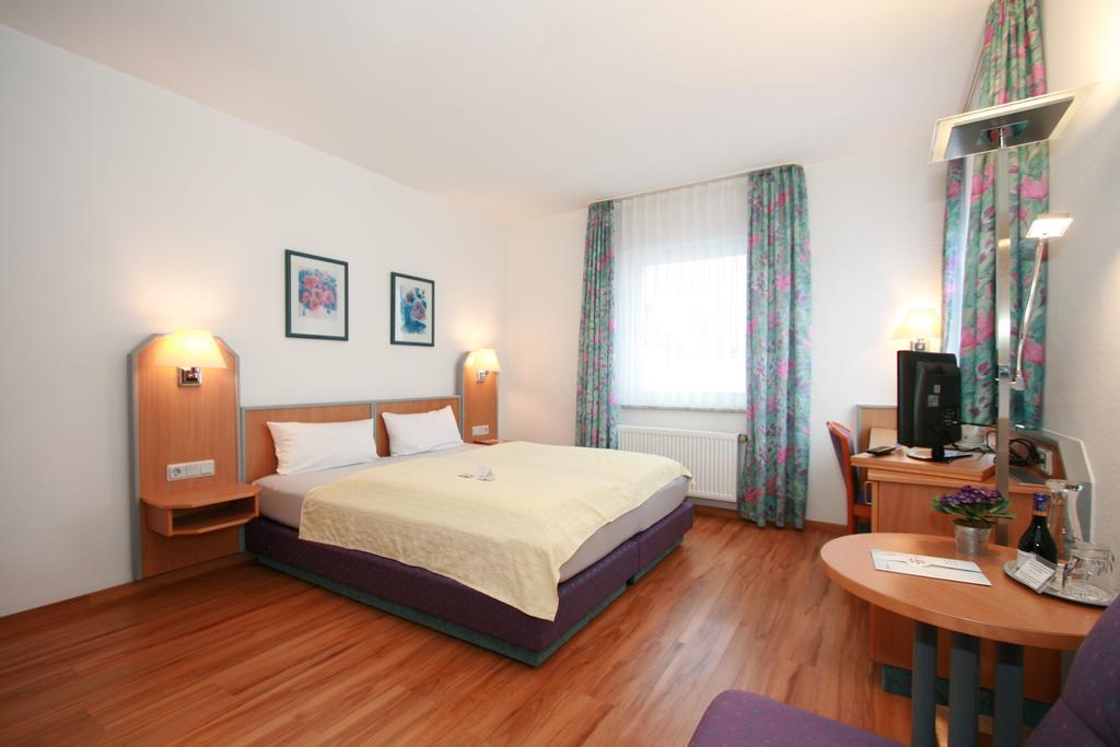 Hotel Ambiente Lich ภายนอก รูปภาพ
